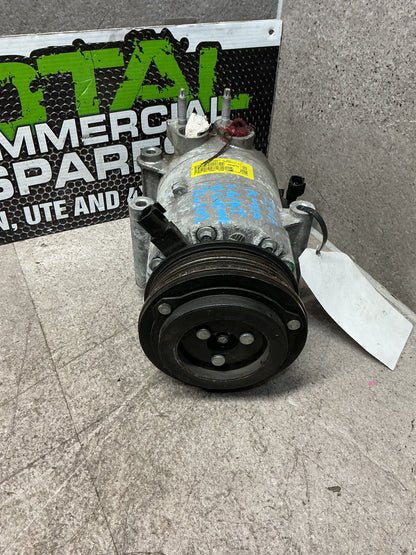 2013 Ford Kuga- A/C Compressor- (TAG14941) PN: CV61-19D629-CD