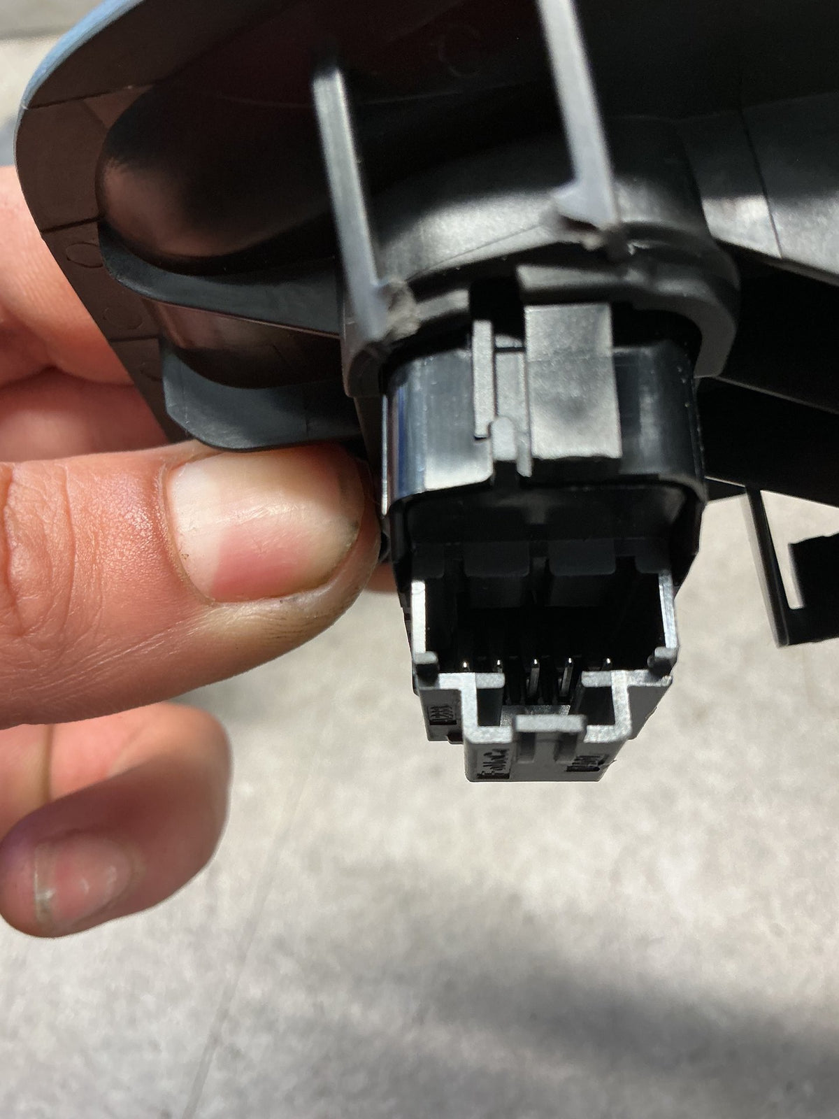 2016 Ford Escape ZG- Right Front Door Interior Handle- (TAG11905)