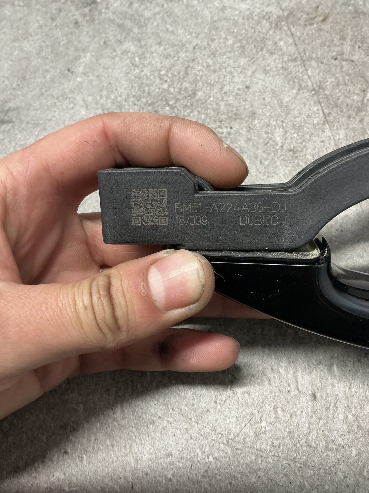2016-2018 Ford Escape ZG- Right Front Door Exterior Handle- (TAG11903)