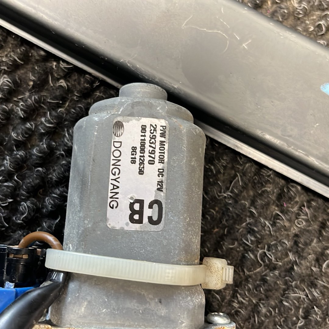 2008 Holden Captiva 5- Right Rear Window Regulator/Motor- (TAG8173)