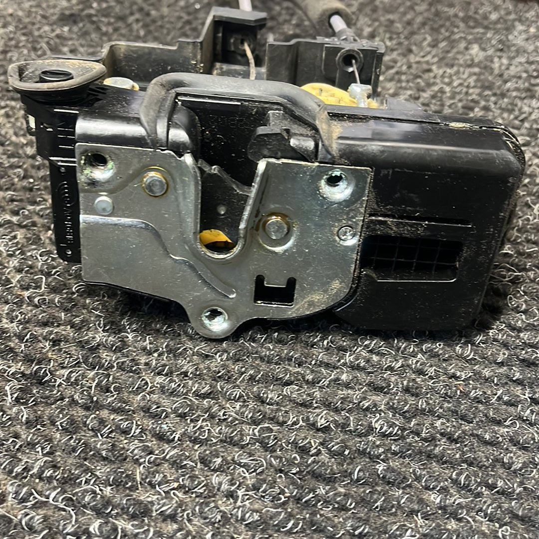 2012 Holden Captiva- Right Rear Door Lock Actuator- (TAG8166) PN: A046818