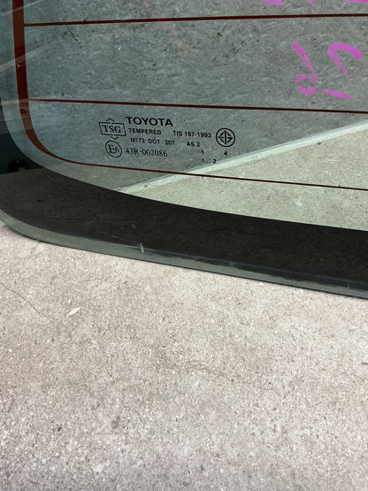 2005-2006 Toyota Hilux VII N20- Rear Screen Window- (TAG13674)