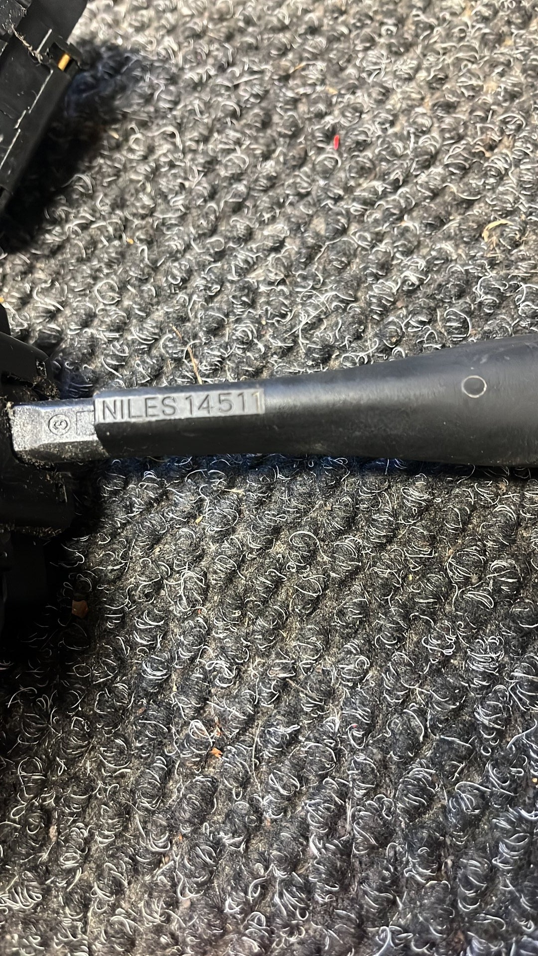 2009-2015 Nissan Navara D22- Indicator Stalk- (TAG6913) PN: NILES 14511