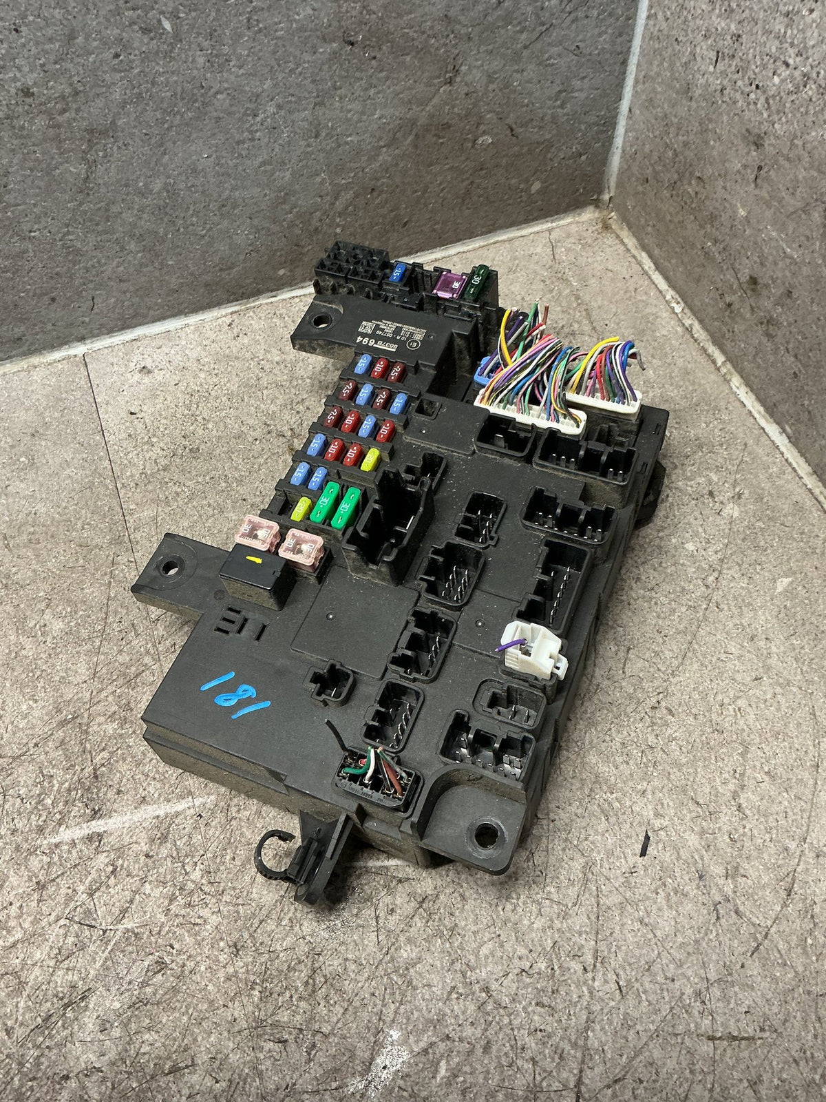 2012-2020 Mitsubishi Outlander GF*W GF GF8 - Body Control Module - (TAG18756)