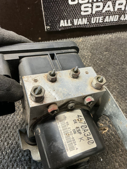 2005-2012 Mitsubishi Outlander II CW*W- ABS Pump/Modulator- (TAG11583)
