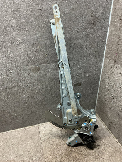 2019 Nissan Navara - Left Rear Window Regulator/Motor - (TAG18504)
