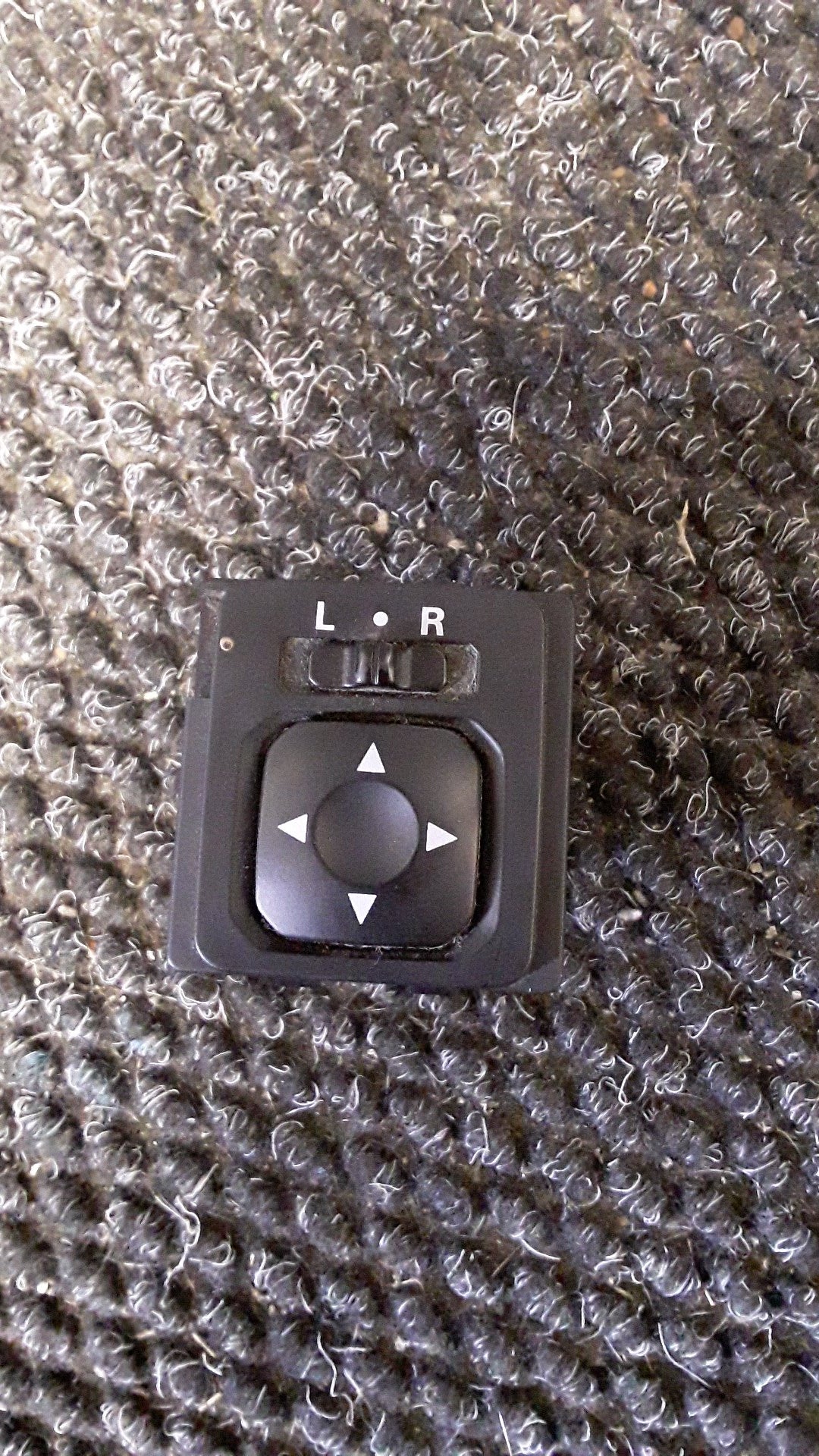 2005-2012 Mitsubishi Outlander CW*W - Mirror Adjuster Switch - (TAG5839)