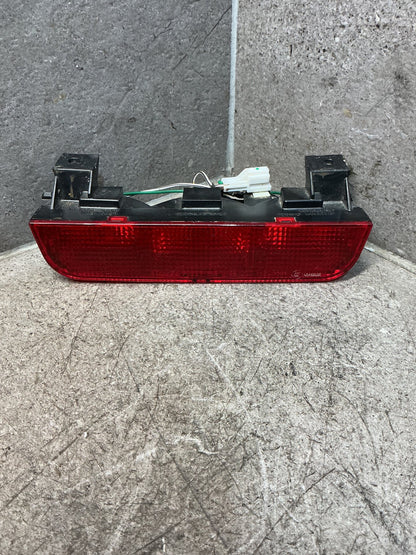 2007 Mitsubishi Delica CV5W - High Level Stoplight - (TAG17808)