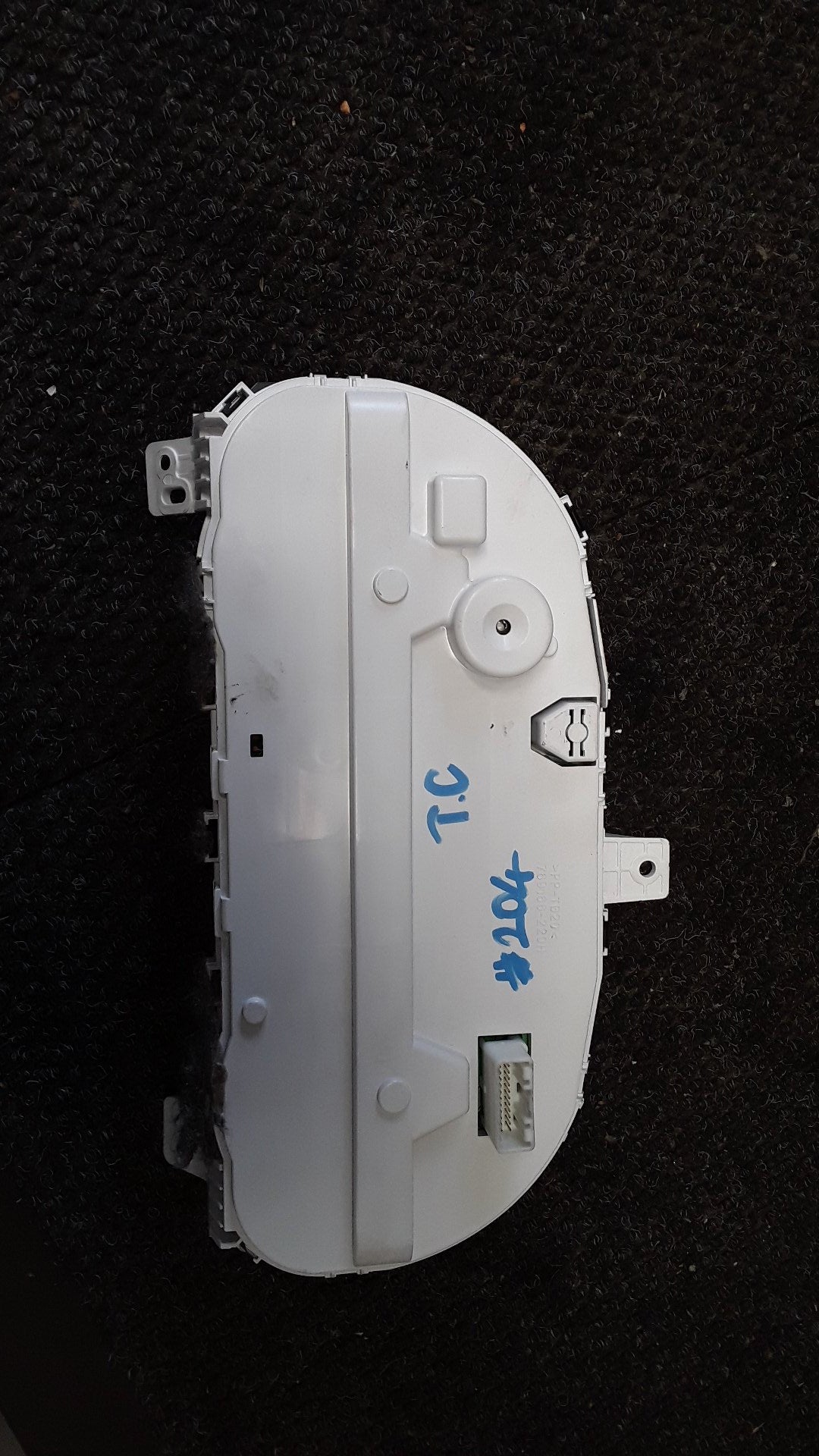 2005-2012 Mitsubishi Outlander II CW*W- Instrument Cluster- (TAG6324)