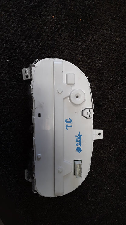 2005-2012 Mitsubishi Outlander II CW*W- Instrument Cluster- (TAG6324)