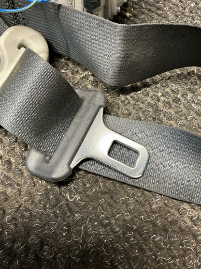 2006 Suzuki Vitara 1W047- Right Front Seat Belt- (TAG10706)