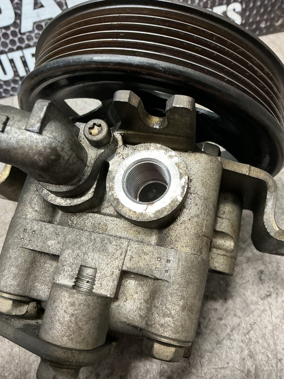 2001 Nissan X-Trail T30 T30- Power Steering Pump- (TAG17397)