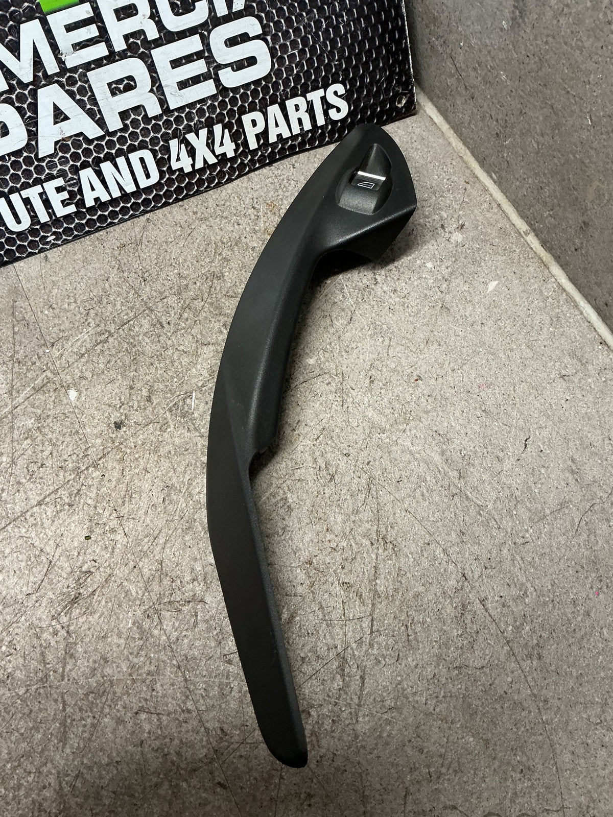 2020 Ford Escape ZG- Right Rear Window Switch- (TAG16272)