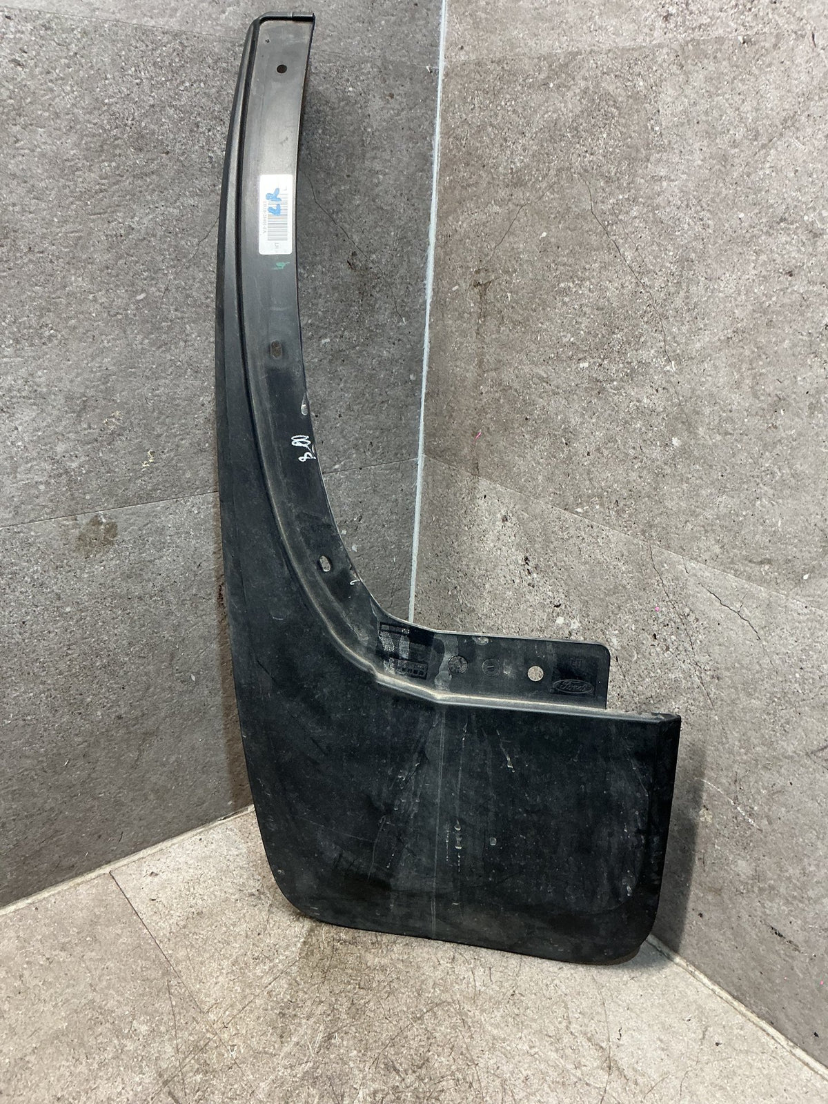 2016 Ford Ranger - Left Rear Mudflap - (TAG18404)