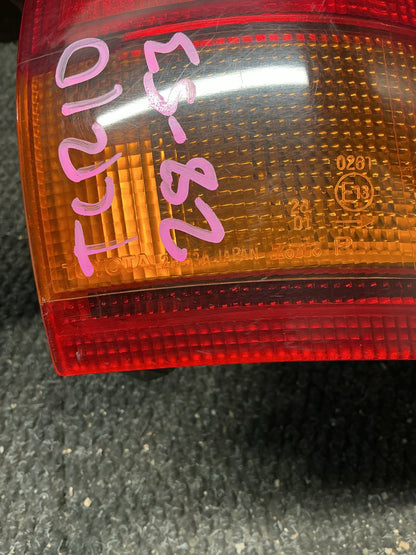 1995 Toyota Previa TCR10- Right Taillight- (TAG9866)