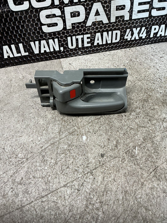 2008 Toyota Hilux KUN- Left Front Door Interior Handle- (TAG16409)