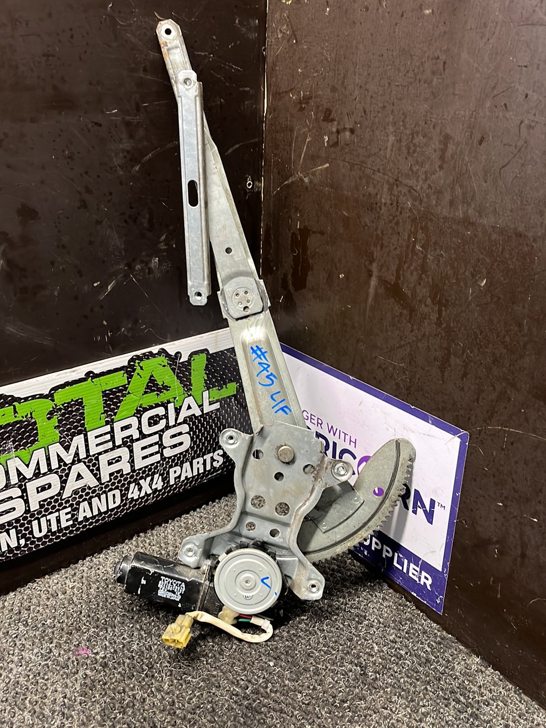 1993-2003 Toyota Hiace IV H100- Left Front Window Regulator/Motor- (TAG8061)