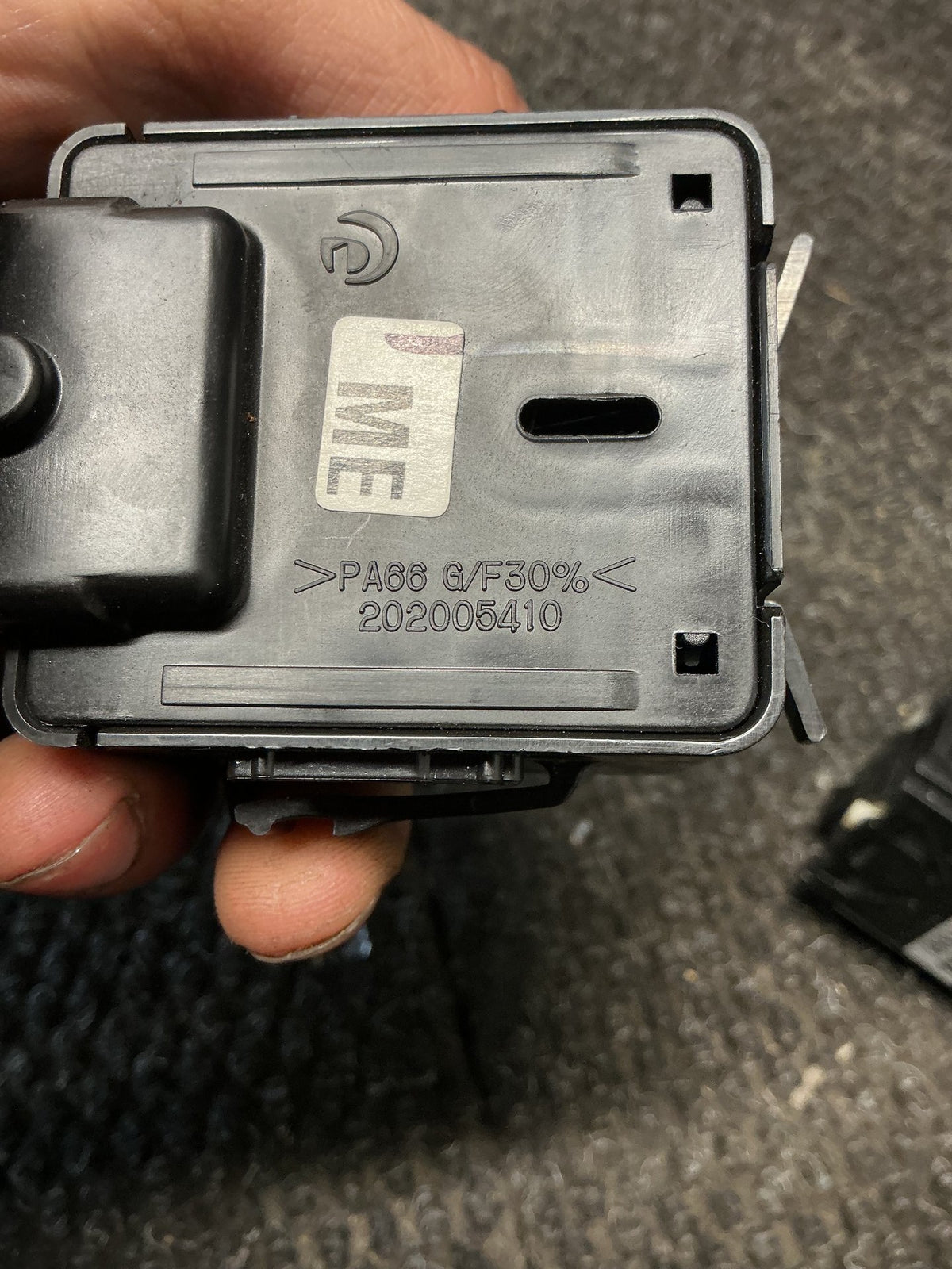 2011 Holden Captiva 5 9W070- Wiper Switch- (TAG10941)