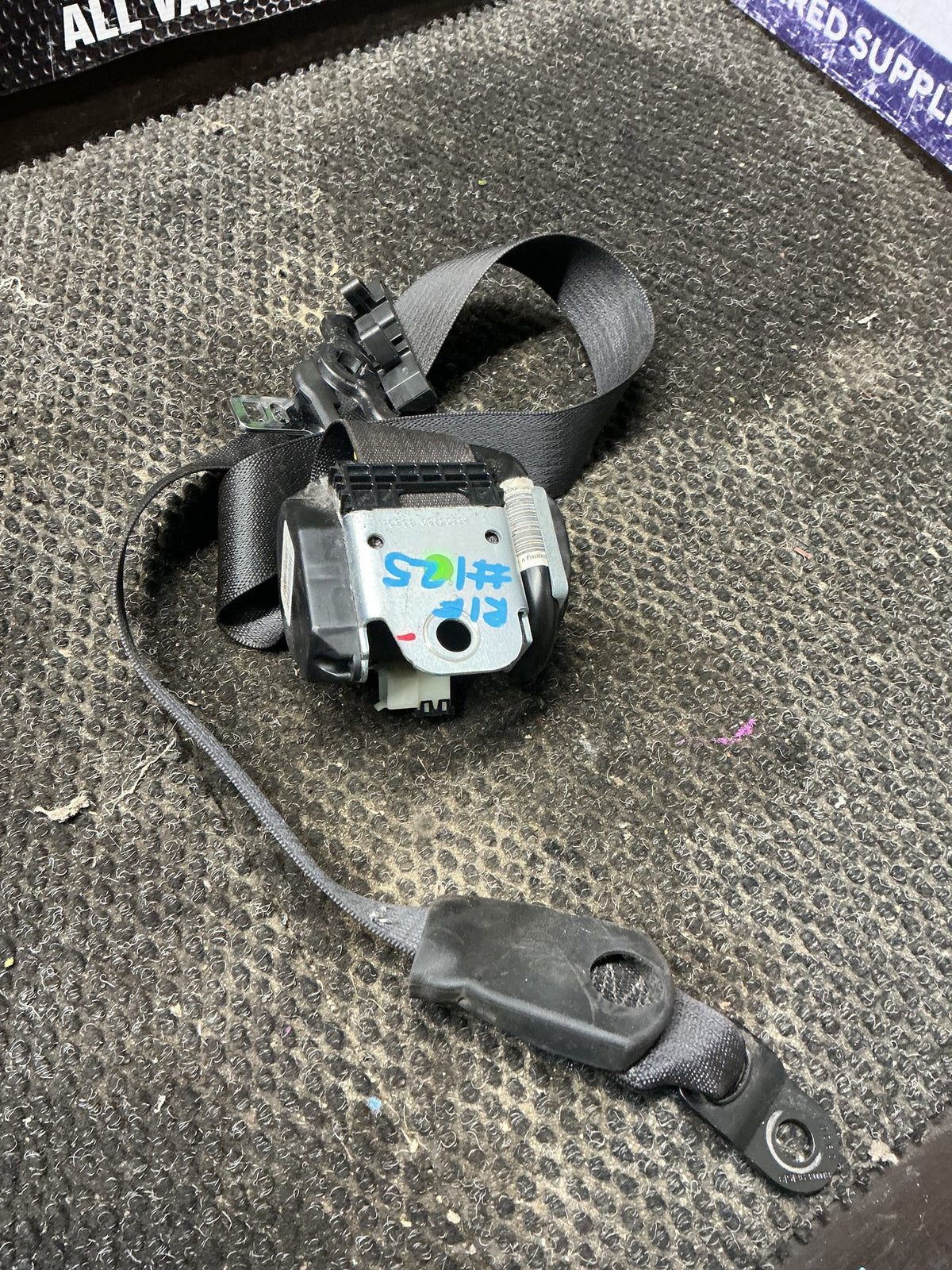 2010 Dodge Journey JC- Right Front Seat Belt- (TAG11381)