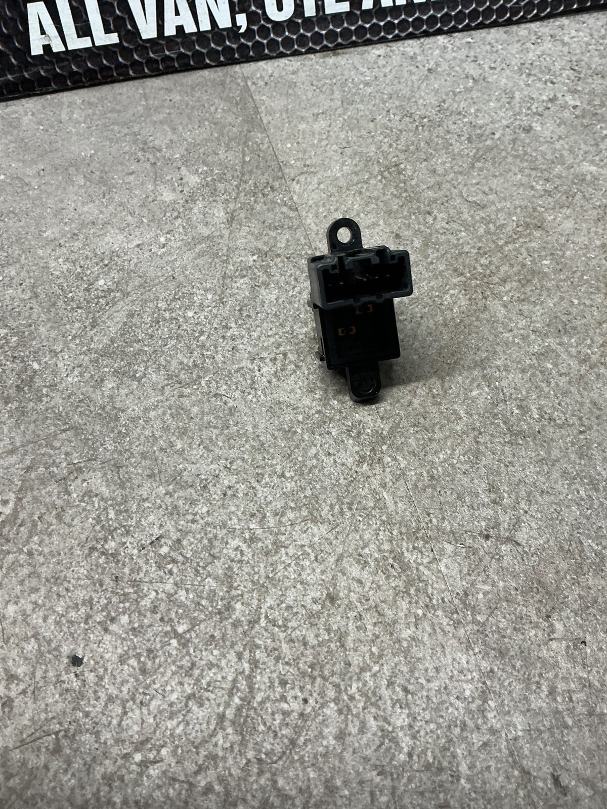 2009-2011 Ford Ranger PK- Right Rear Window Switch- (TAG14279)