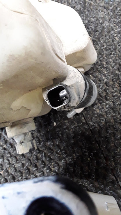 2012 Ford Ranger PXI- Washer Bottle- (TAG5638) PN: AB39-17613-AC/BC
