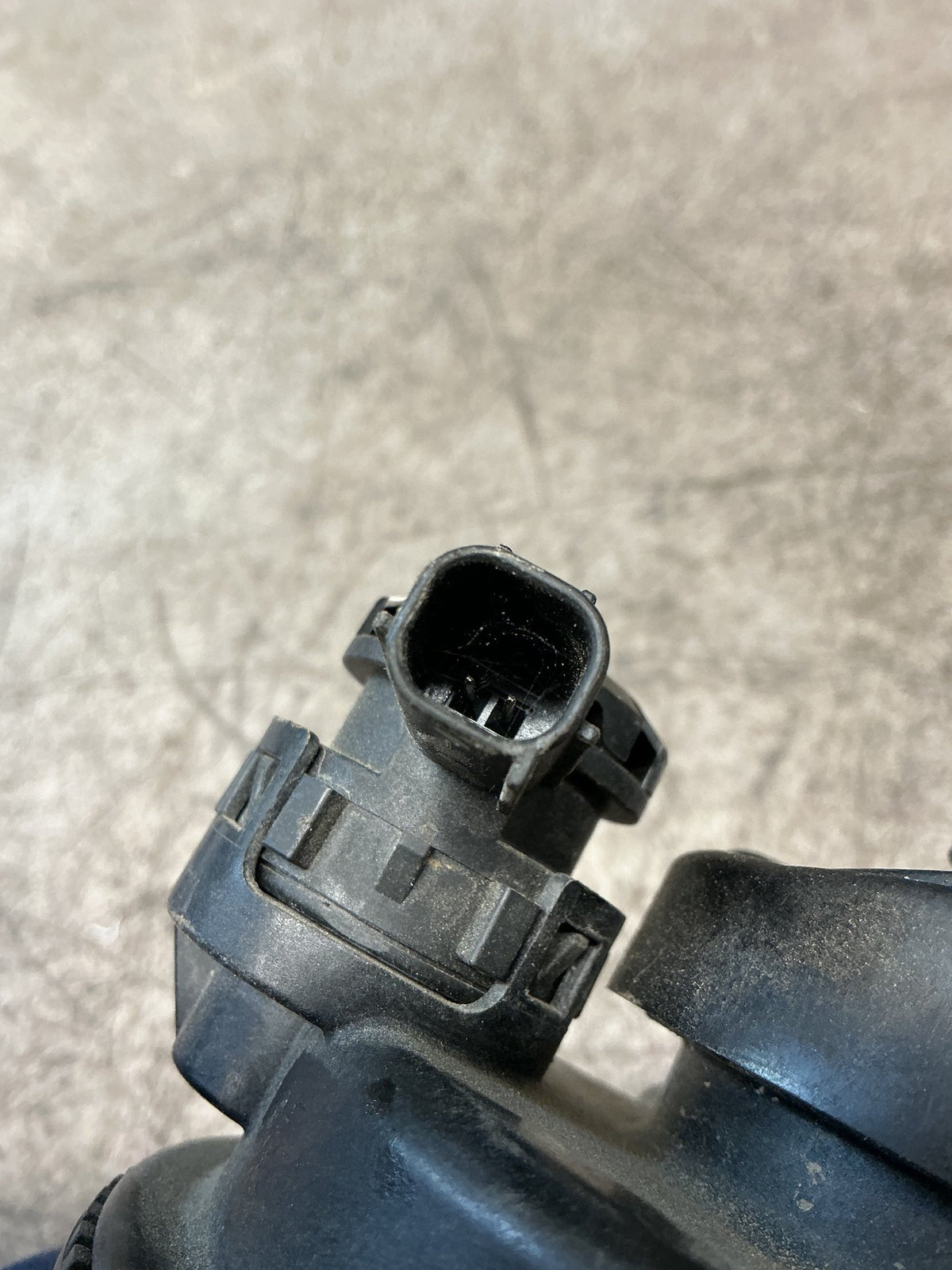 2006 Toyota Hilux - Fuel Filter Primer Pump - (TAG17783)