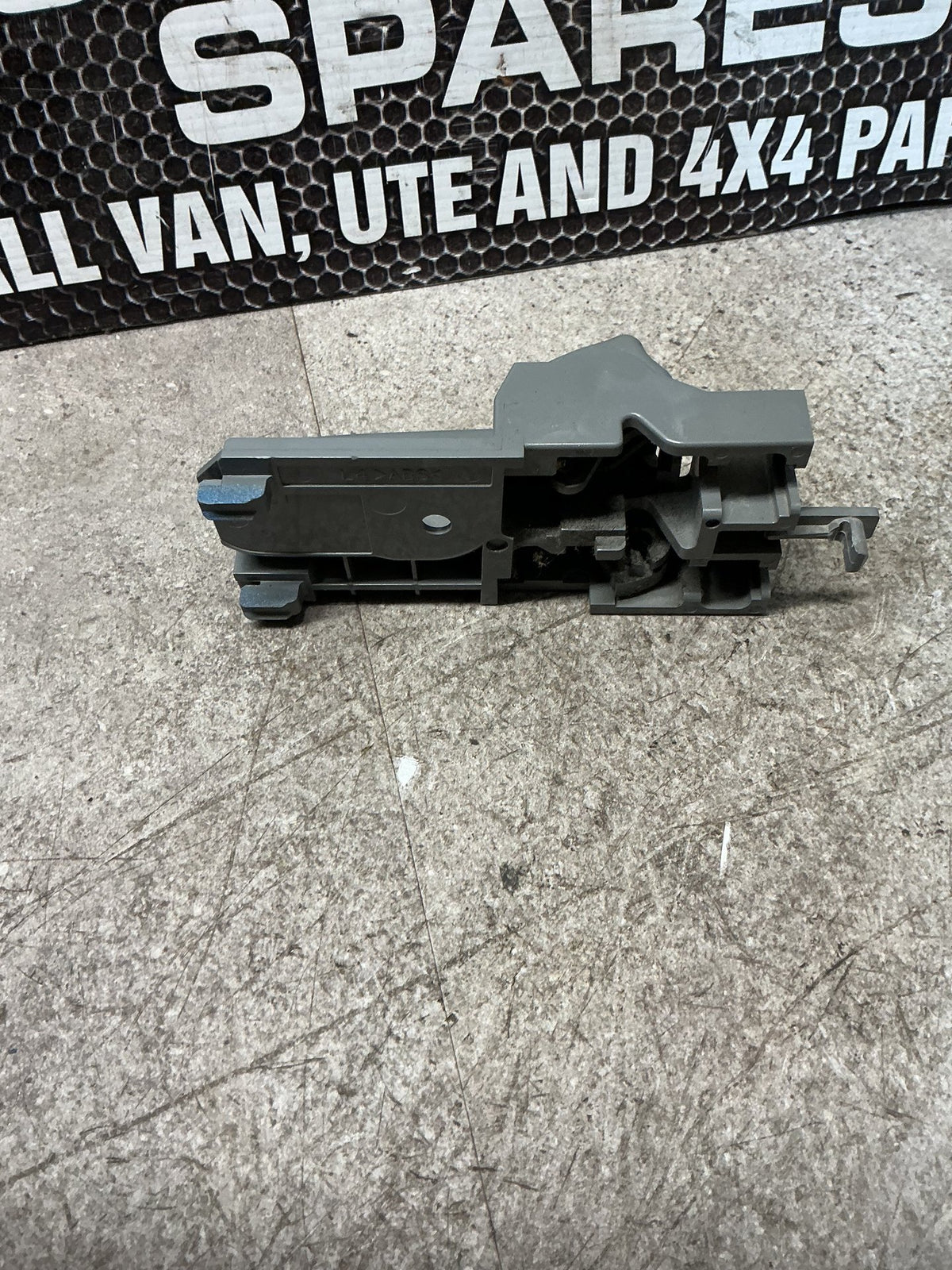 2008 Toyota Hilux KUN- Left Front Door Interior Handle- (TAG16409)