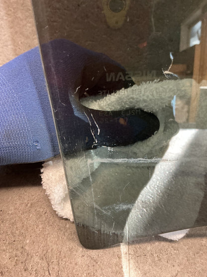 2008 Nissan Serena C25 - Right Rear Door Glass - (TAG17627)