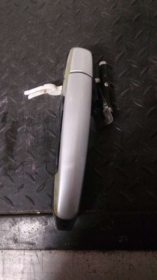 2009 Suzuki Grand Vitara II JT- Right Rear Door Exterior Handle- (TAG1734) PN: RIGHTREAR