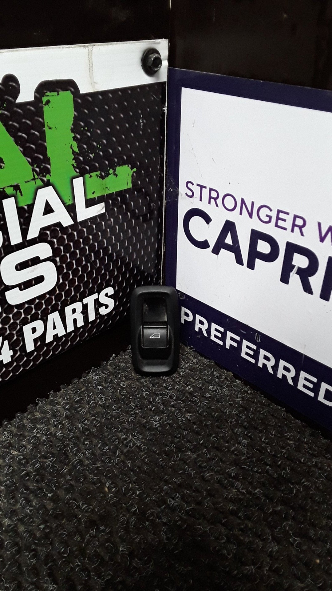 2015 Ford EcoSport TITANIUM 1.5P- Left Rear Window Switch- (TAG6715) PN: CN15-14529-AB