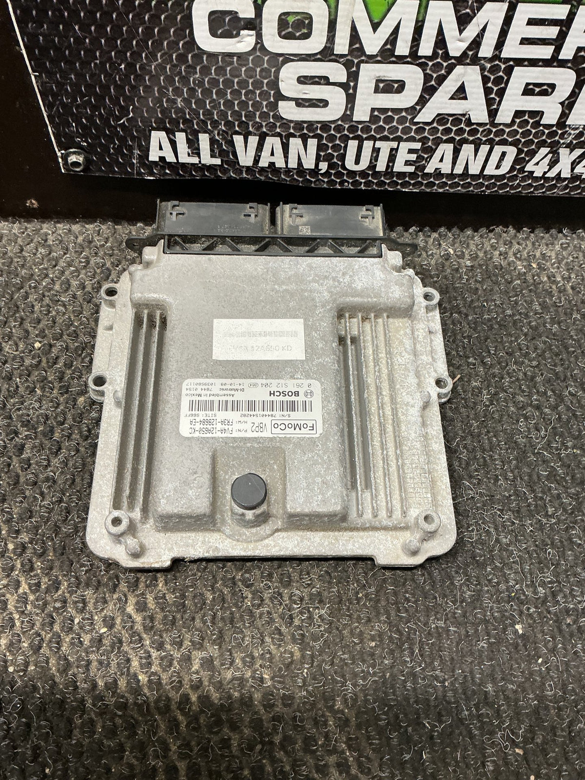 2014-2016 Ford Kuga II TF- ECU- (TAG11662) PN: FV4A-12A650-KC