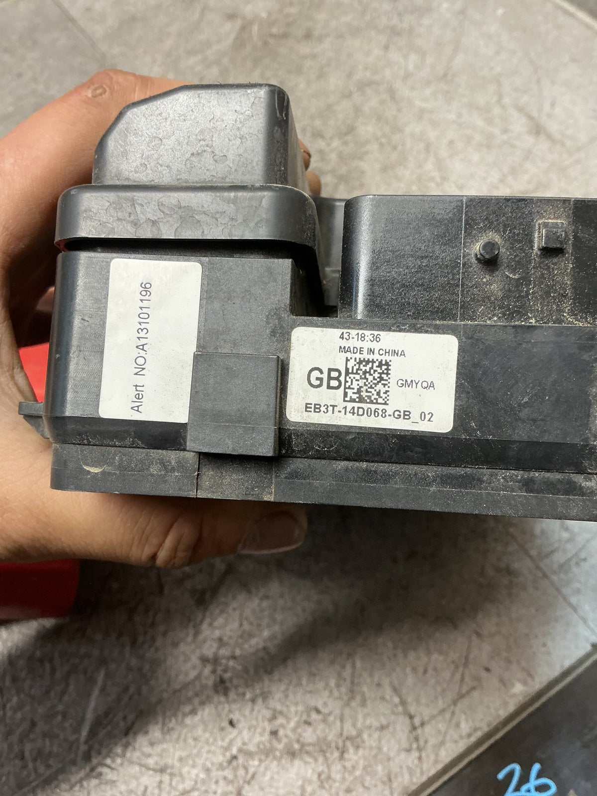 2016 Ford Ranger - Engine Fuse Box - (TAG18327)