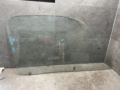 1992-2004 Toyota Hiace H100 - Right Front Door Glass - (TAG19010)