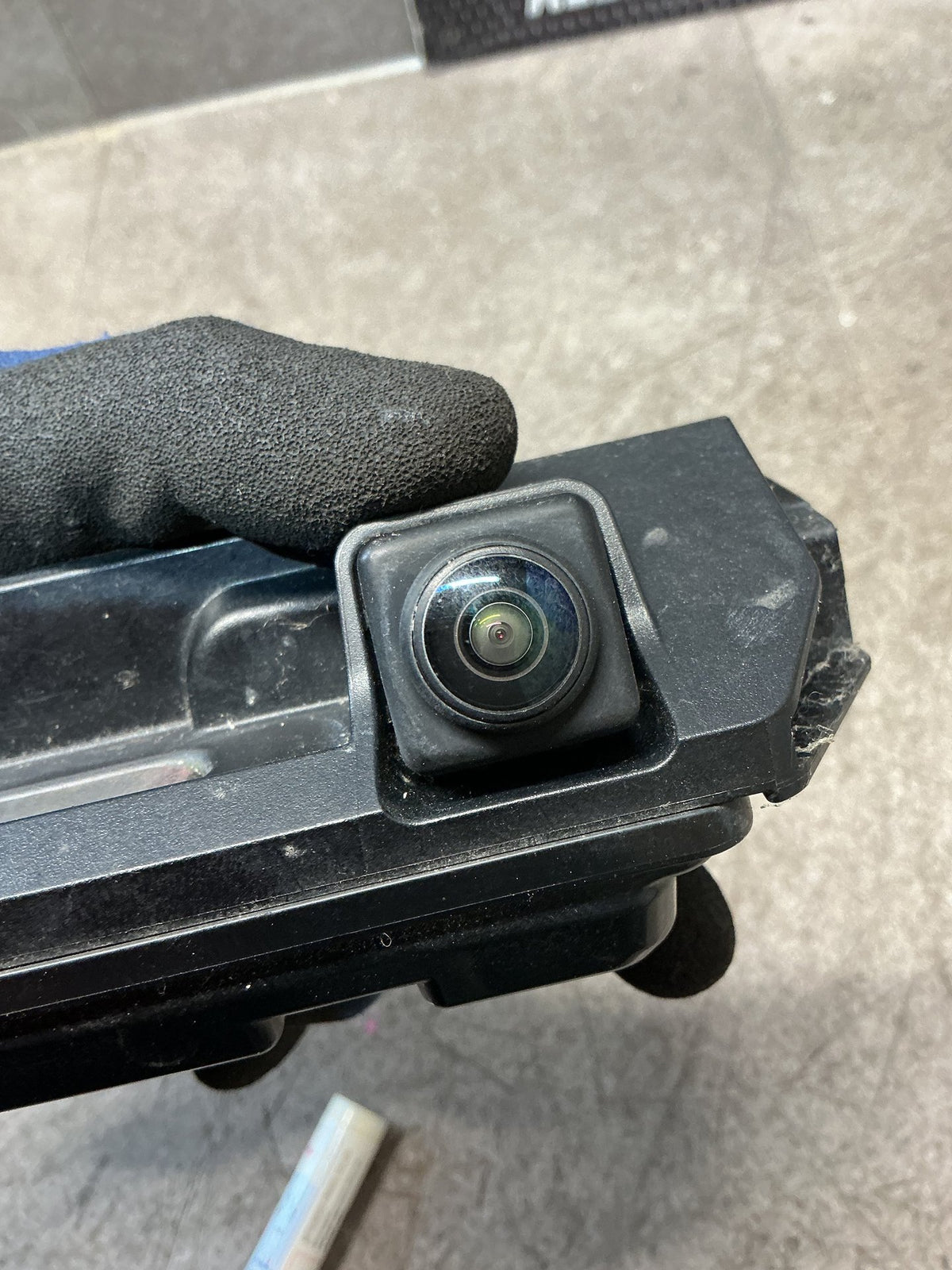 2022-2023 Suzuki S-Cross- Tailgate Handle- (TAG17272)