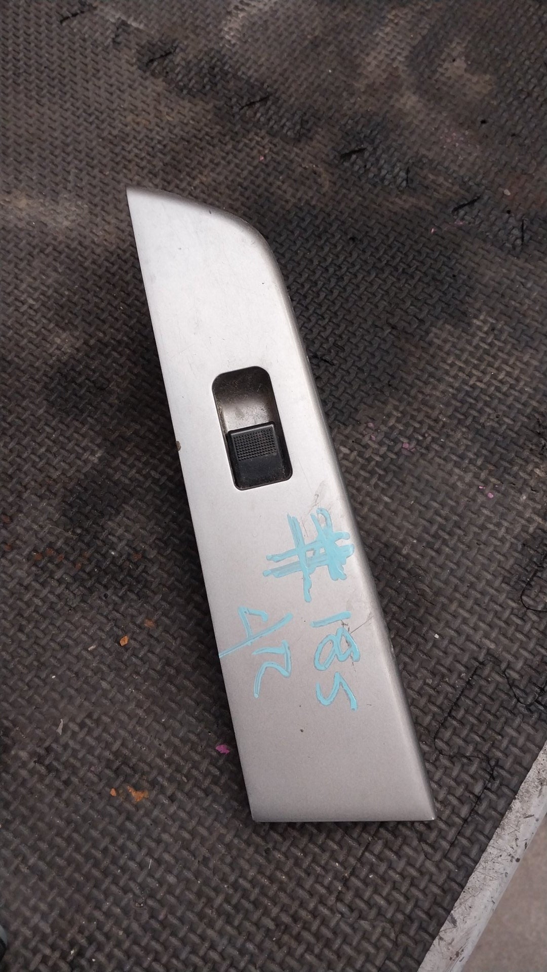 2009-2011 Ford Ranger PK- Left Front Window Switch- (TAG3141)