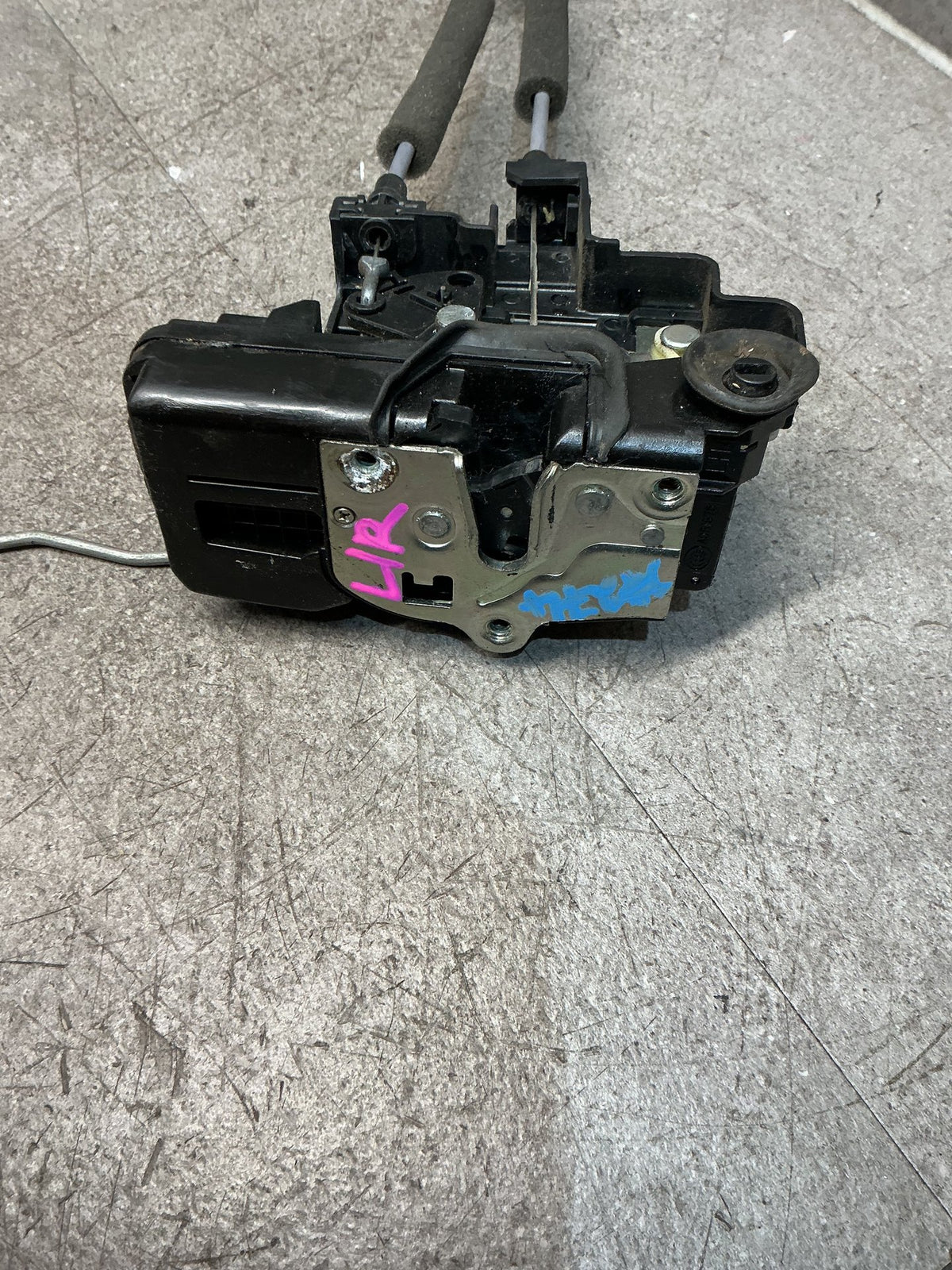2015 Holden Captiva 7- Left Rear Door Lock Actuator- (TAG16533)