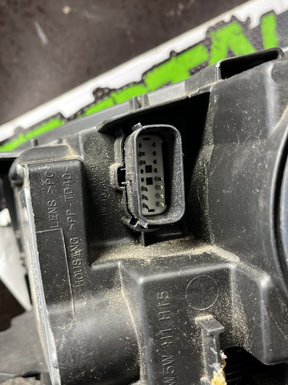 2019 Ford Escape- Right Headlight- (TAG8993)