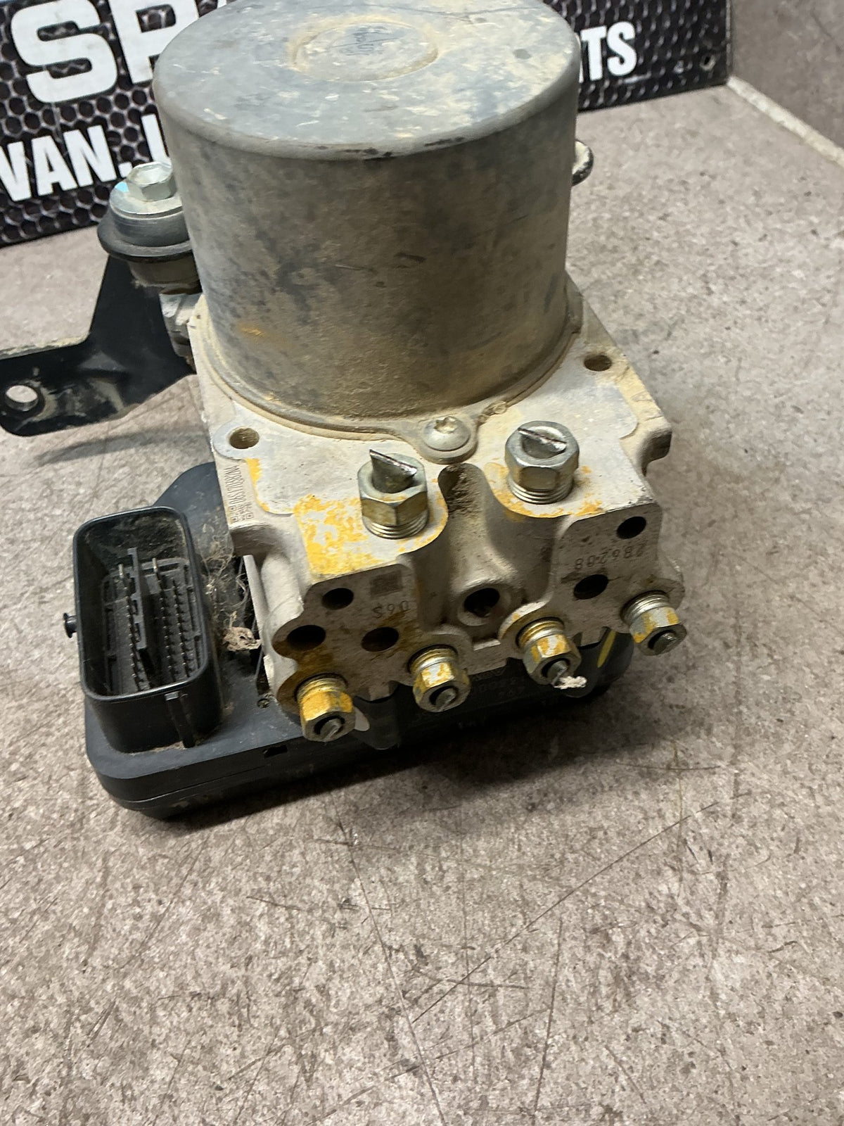 2012-2020 Isuzu D-Max TFS- ABS Pump/Modulator- (TAG16715)