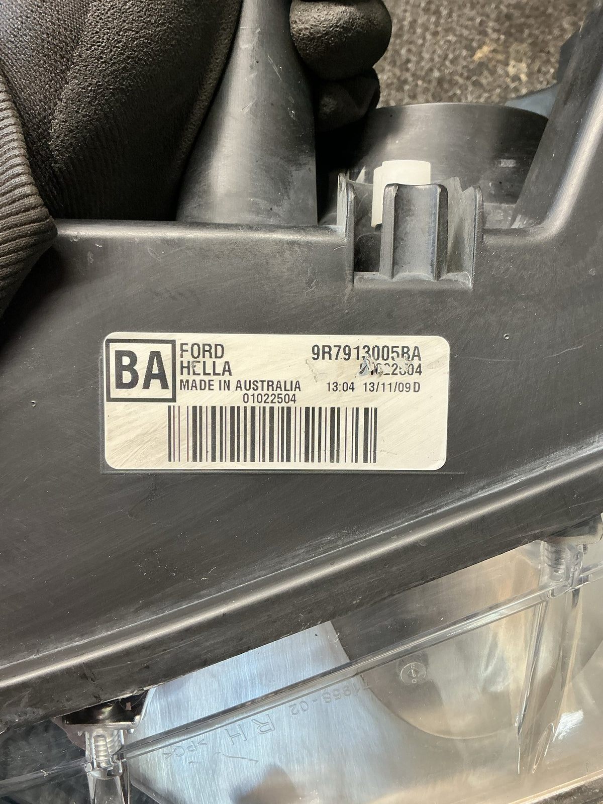 2010 Ford Territory- Right Headlight- (TAG9597) PN: 9R79-13005-BA