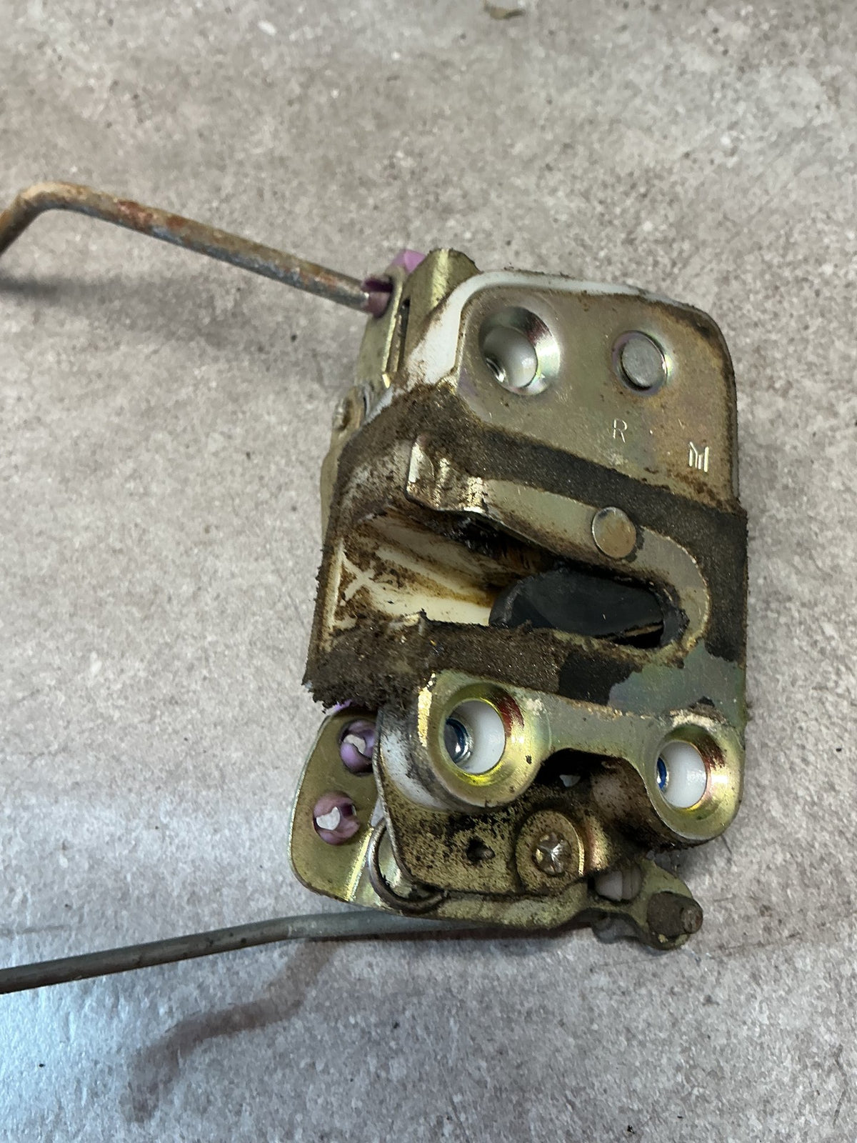2000 Holden Rodeo TFR55- Right Front Door Lock Actuator- (TAG12030)