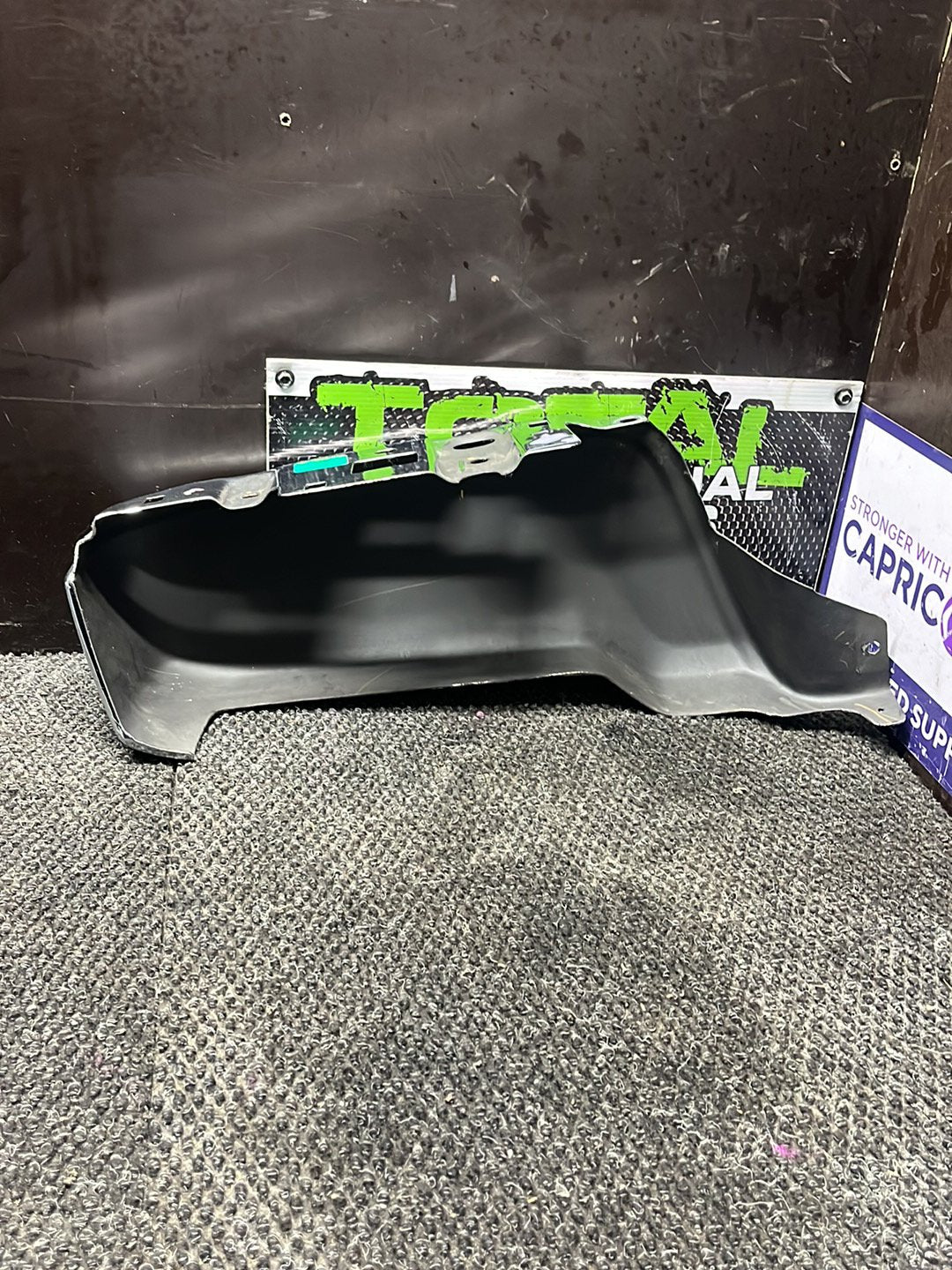 2016 Isuzu D-Max- Right Rear Bumper End- (TAG8232)