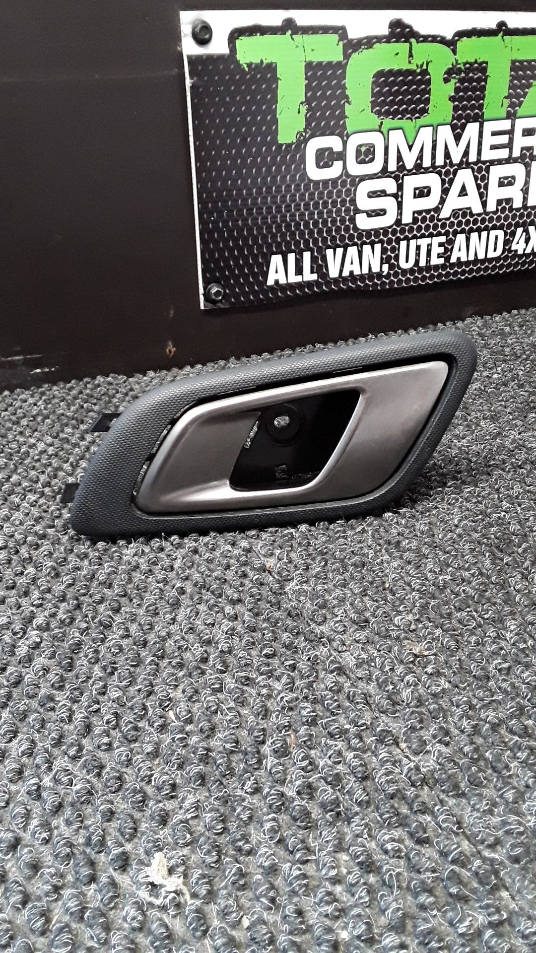 2018 Ford Ranger XLT DOUBLE CAB W/SA- Left Rear Door Interior Handle- (TAG5260)