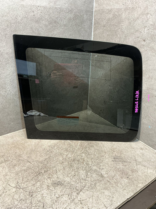 2007 Mitsubishi Delica CV5W - Left Rear Cargo Glass - (TAG17706)