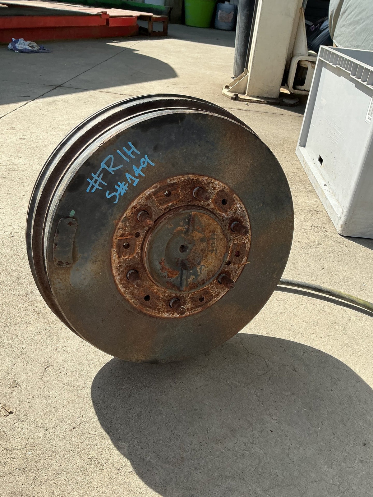 2015 Toyota Hilux VIII N130- Right Rear ABS Axle- (TAG10285)