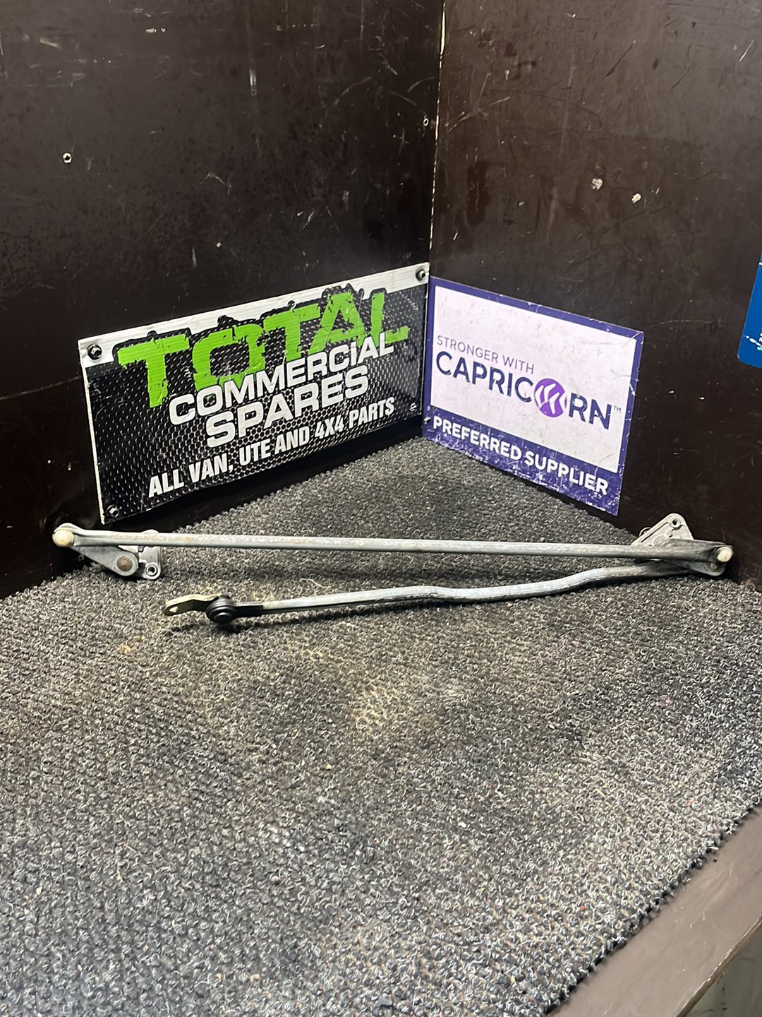 1994-1999 Mitsubishi Pajero II V2*C- Wiper Linkage- (TAG9692)