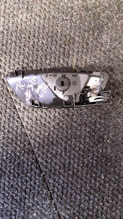 2021 Ford Puma ST-LINE 1.0P/7AT- Left Rear Door Interior Handle- (TAG6559) PN: HB2ZA