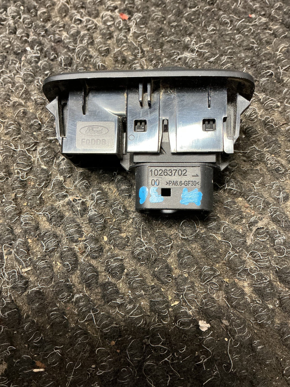 2013-2017 Ford EcoSport BK- Left Front Window Switch- (TAG10402)