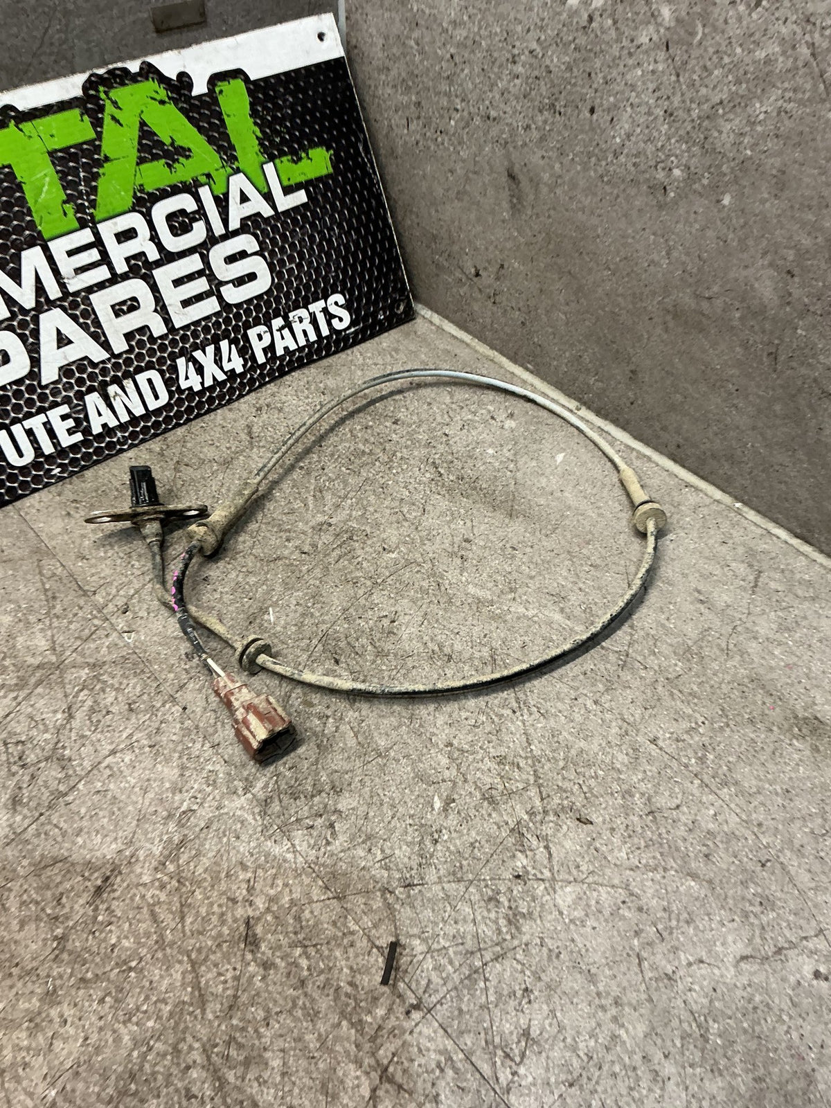 2011 Nissan Navara D40- Left Rear ABS Sensor- (TAG16838)