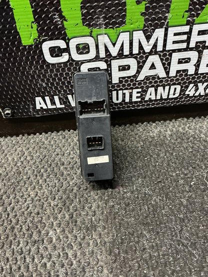2001 Ford Escape 8W067- Master Power Window Switch- (TAG9937)