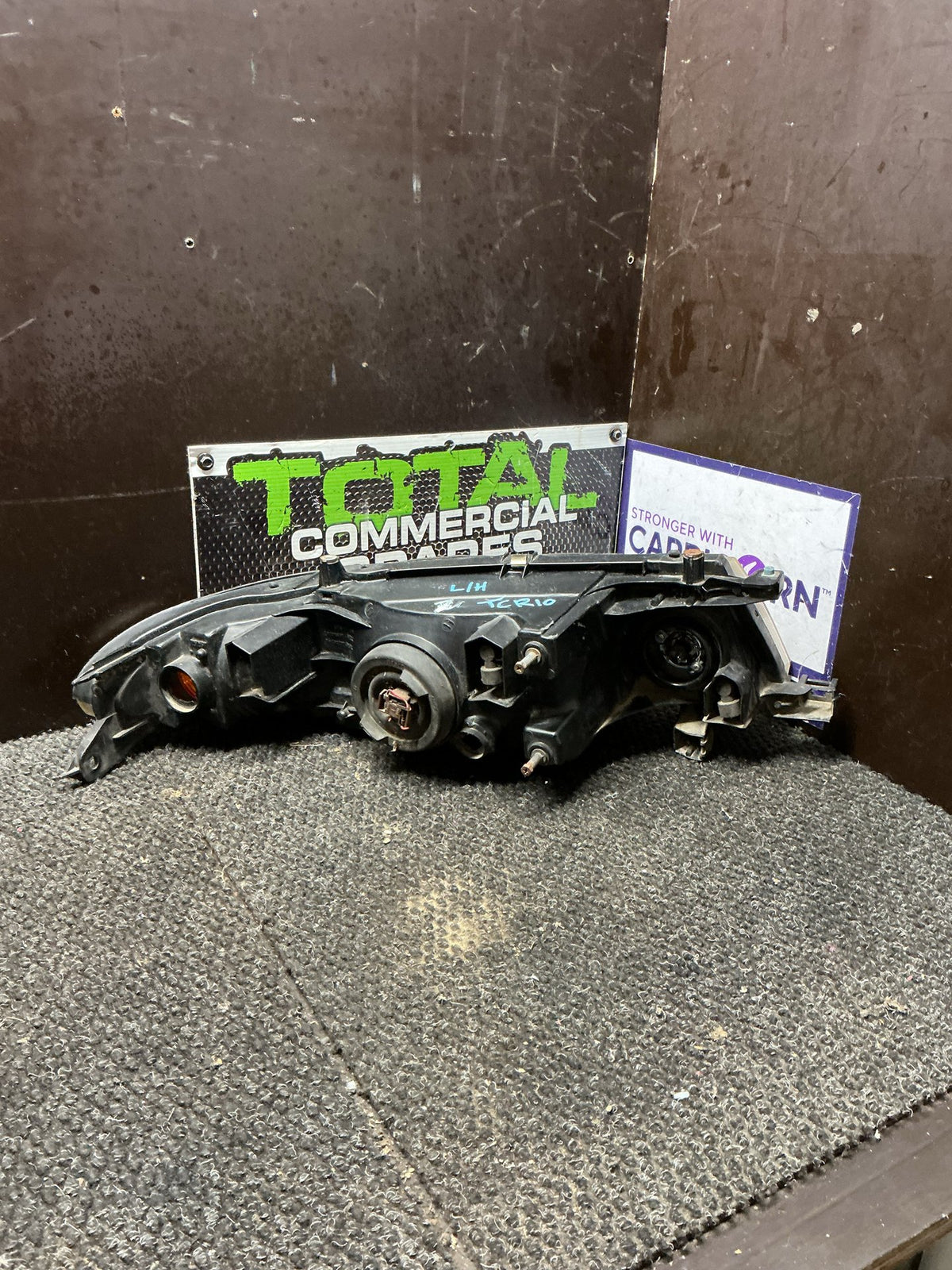 1996 Toyota Estima TCR10- Left Headlight- (TAG9639) PN: 28-101